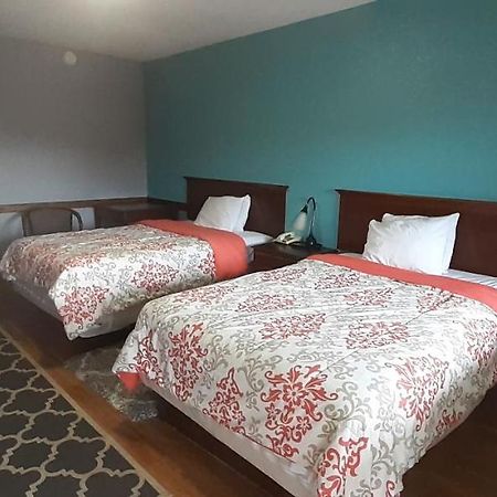 Woodfield Inn And Suites Yoakum 外观 照片